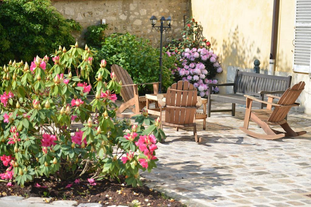 Bed & Breakfast Charmilles Des Cordeliers Parijs